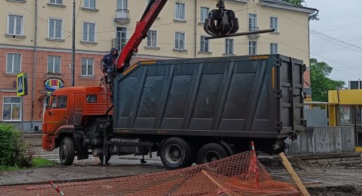 Ломовоз Услуги ломовозов от 2500 руб/час за смену взять в аренду, заказать, цены, услуги - Завьялово