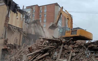 Промышленный снос и демонтаж зданий спецтехникой - Ижевск, цены, предложения специалистов