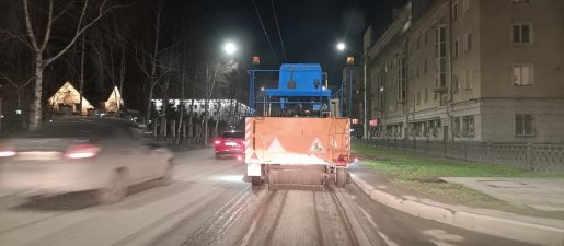 Уборка улиц и дорог спецтехникой и дорожными уборочными машинами стоимость услуг и где заказать - Ижевск
