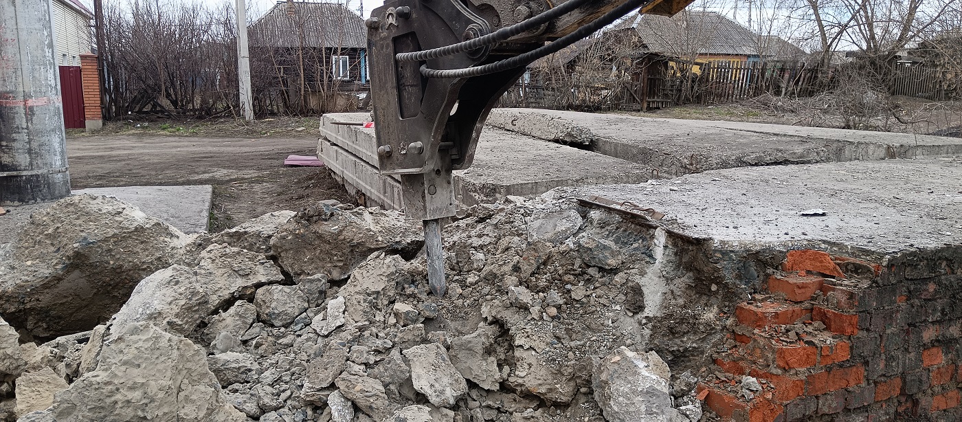 Услуги и заказ гидромолотов для демонтажных работ в Ижевске