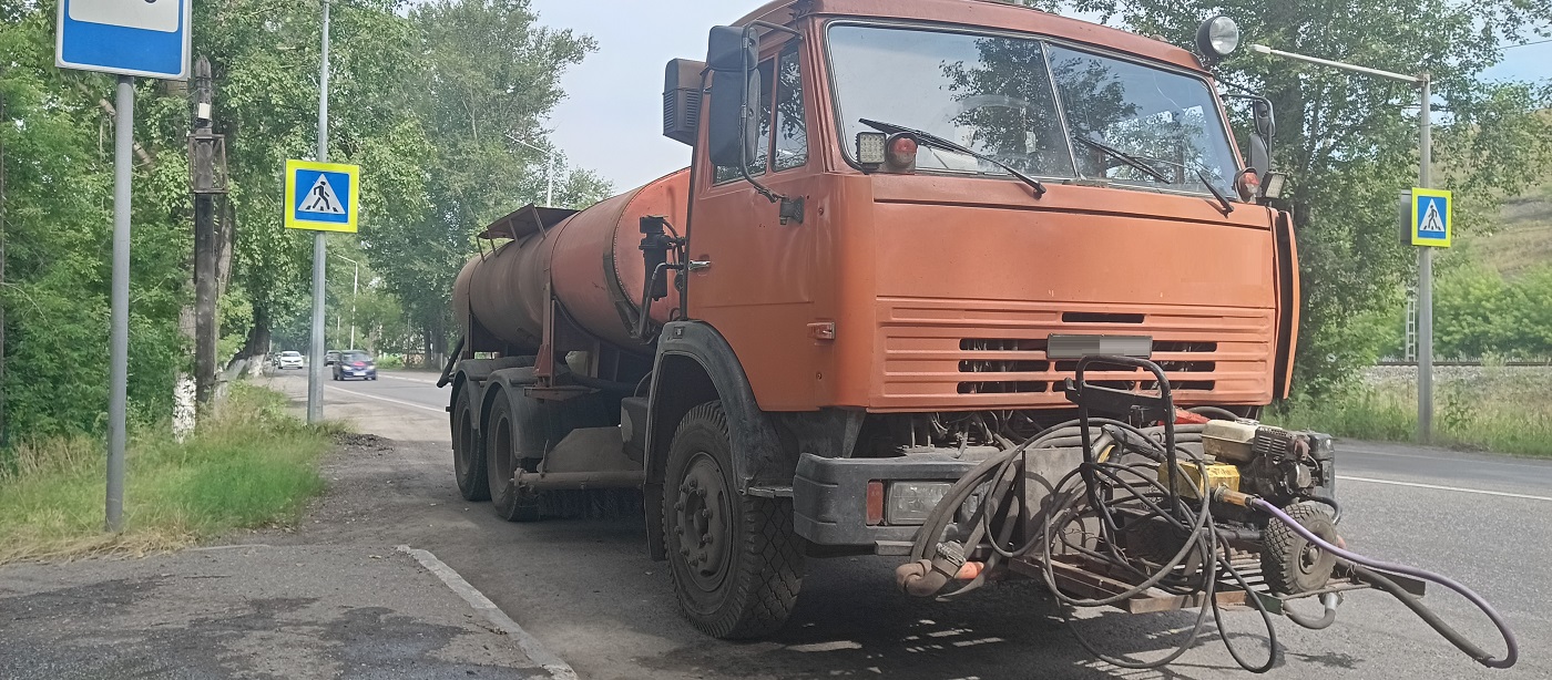 Продажа поливомоечных машин для уборки дорог и поливки зеленых насаждений в Ижевске